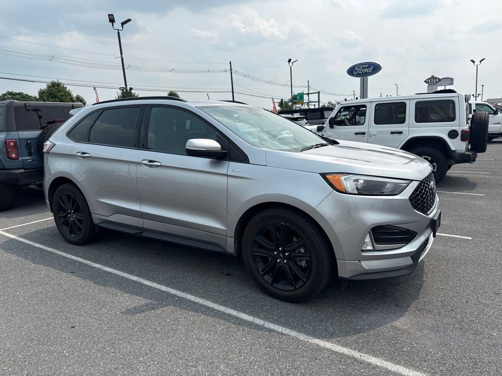 2020 Ford Edge ST Line
