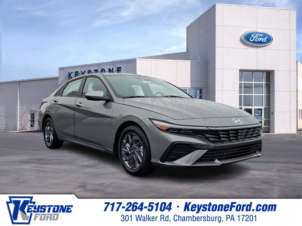 2024 Hyundai Elantra SEL