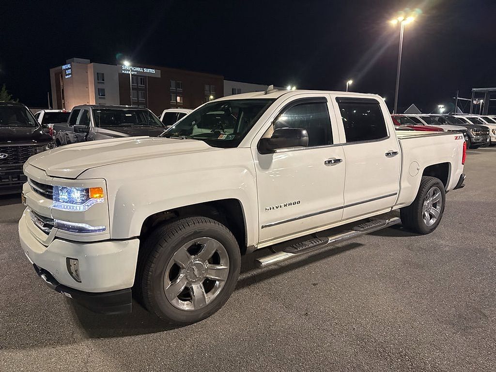 2017 Chevrolet Silverado 1500 LTZ photo 2