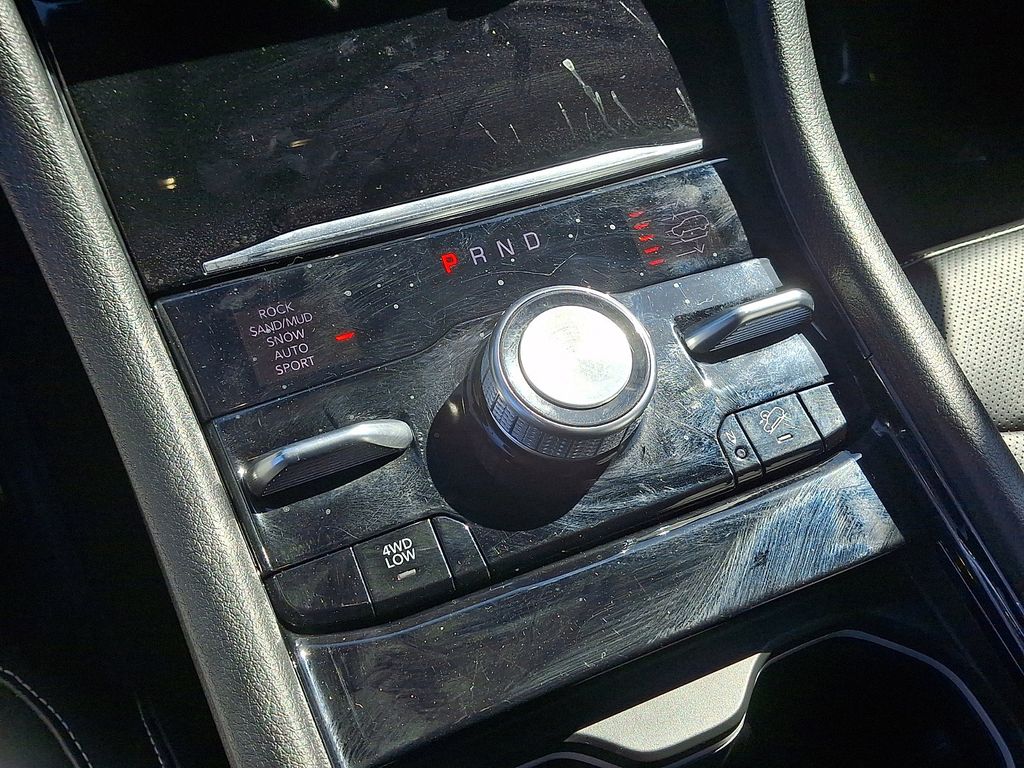 2024 Jeep Grand Cherokee Overland - Photo 15
