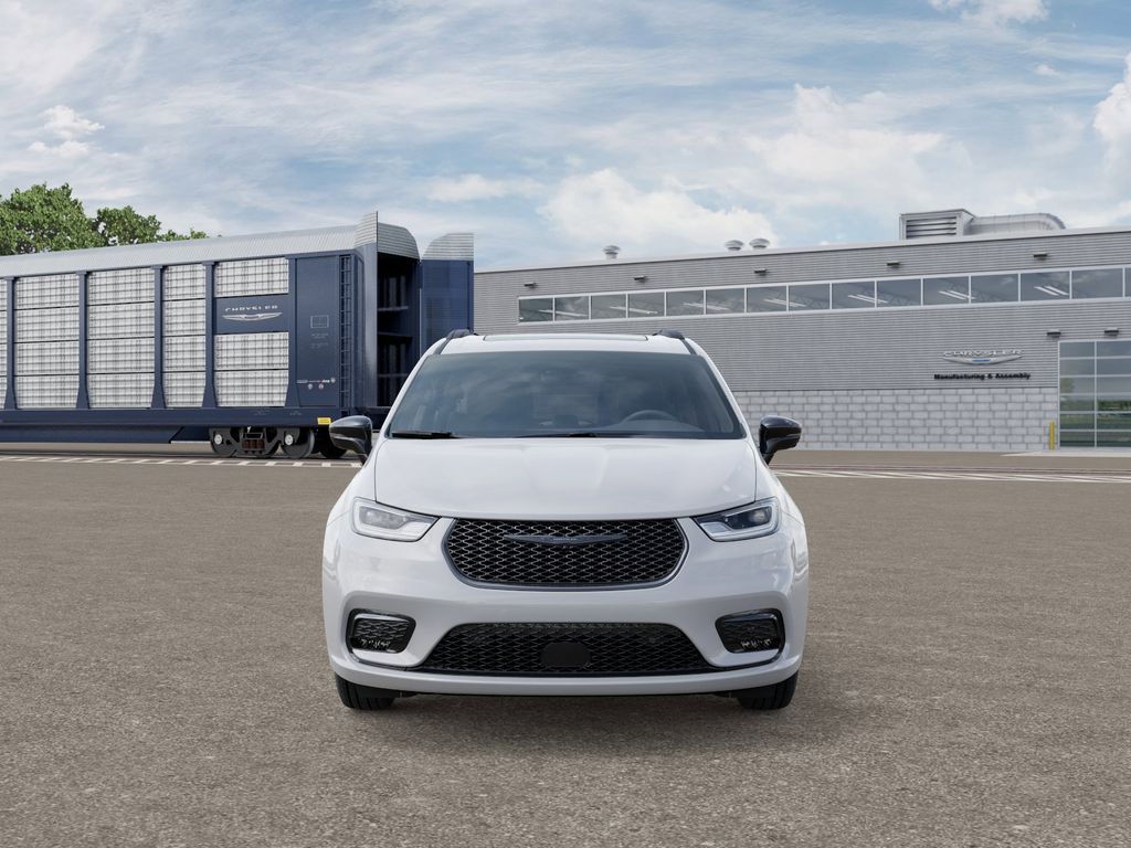 2026 Chrysler Pacifica Limited - Photo 6