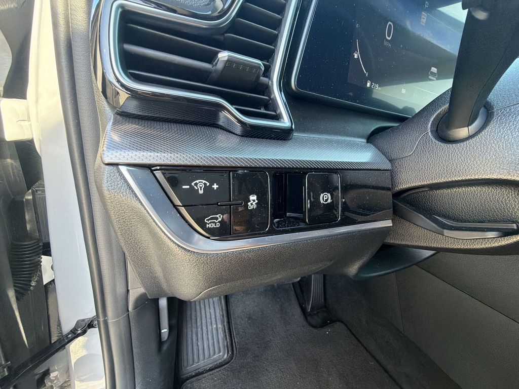 2025 Kia Sportage SX Prestige - Photo 23