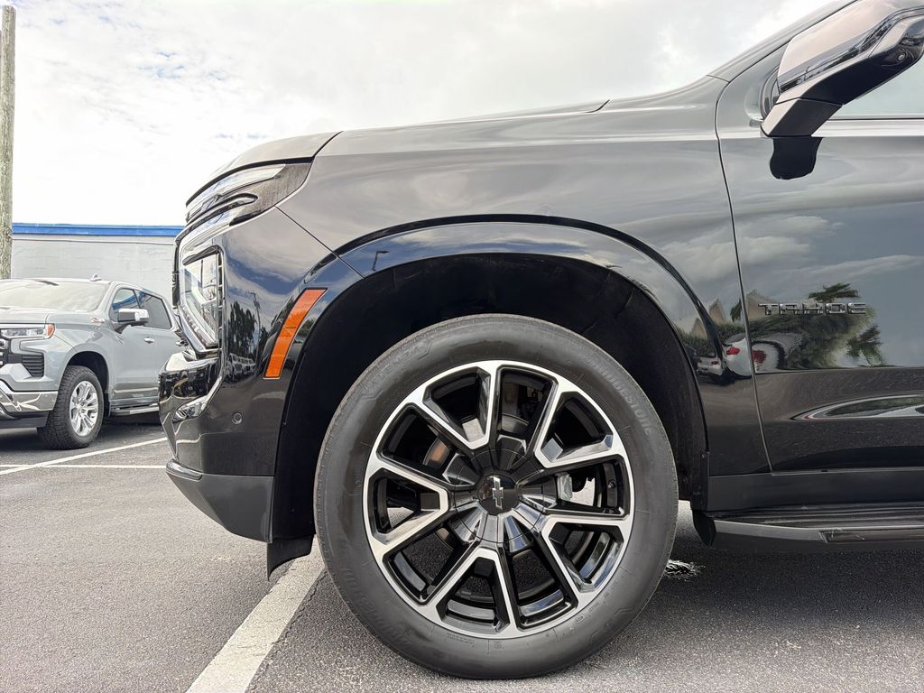 2025 Chevrolet Tahoe RST - Photo 39