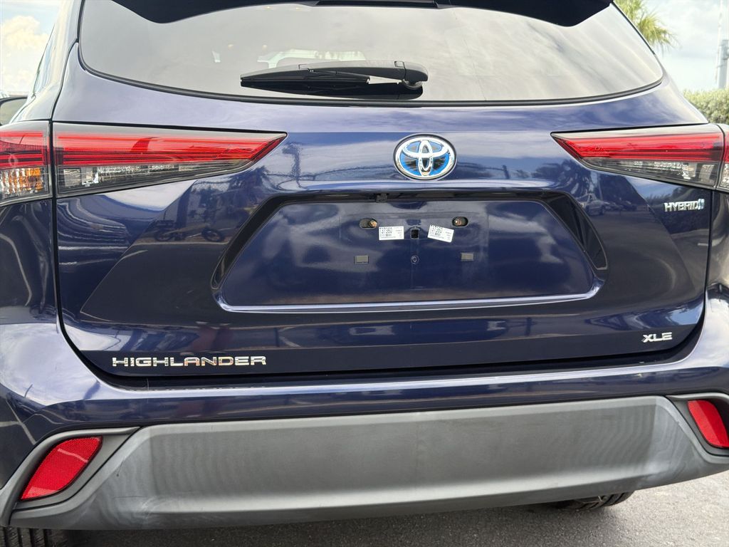 2023 Toyota Highlander XLE - Photo 39
