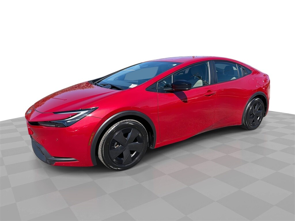 Used 2025 Toyota Prius LE Hatchback