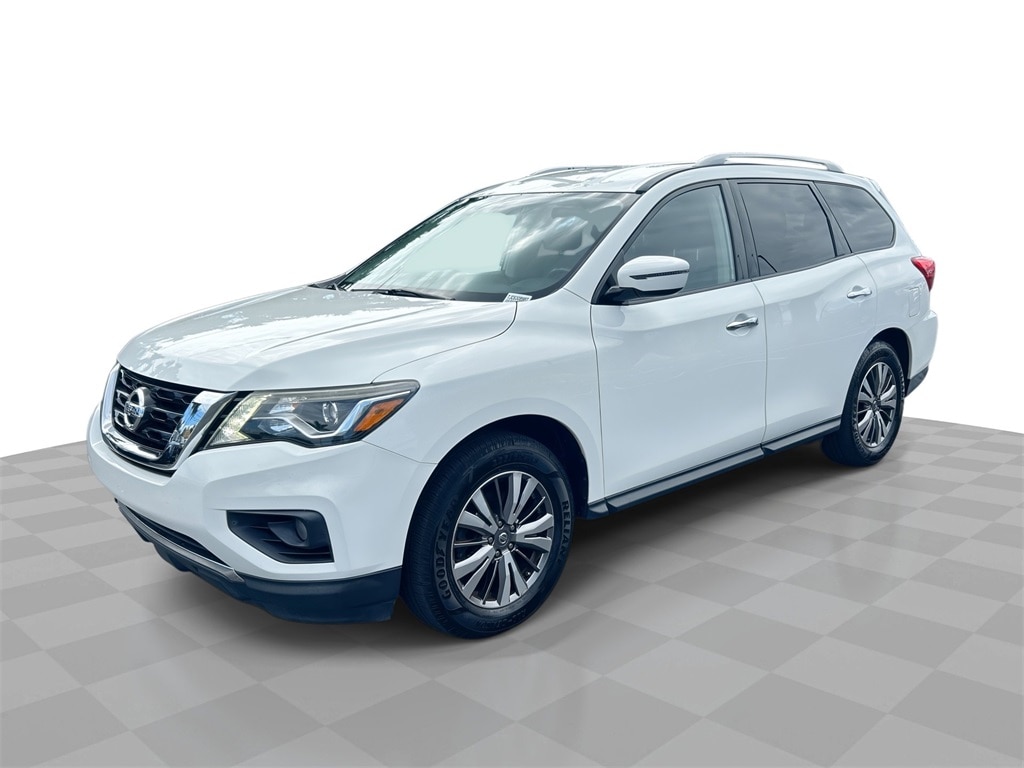 2018 Nissan Pathfinder SV