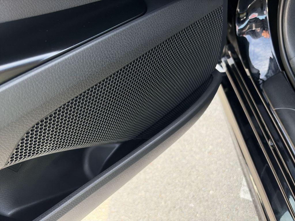 2026 Toyota Camry SE - Photo 31