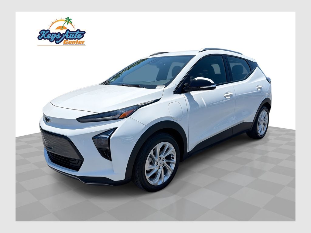 2023 Chevrolet Bolt EUV LT's photo