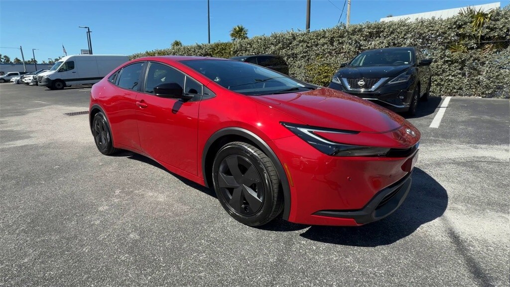 Used 2025 Toyota Prius LE Hatchback