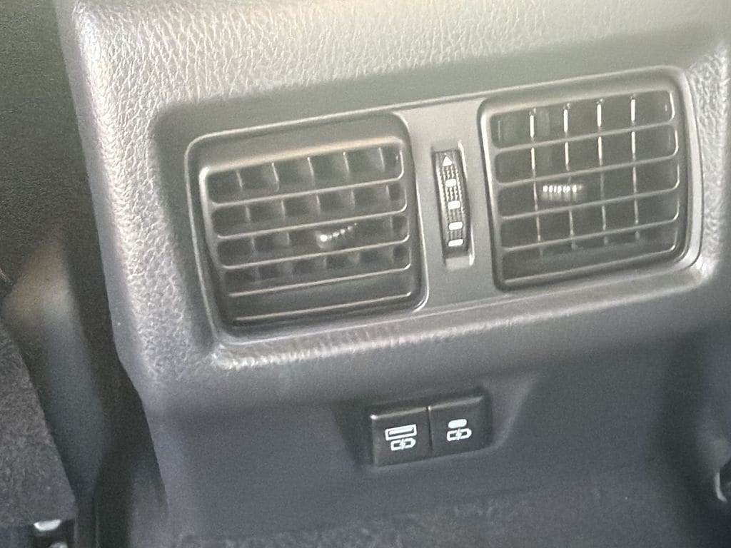 2026 Toyota Camry SE - Photo 28