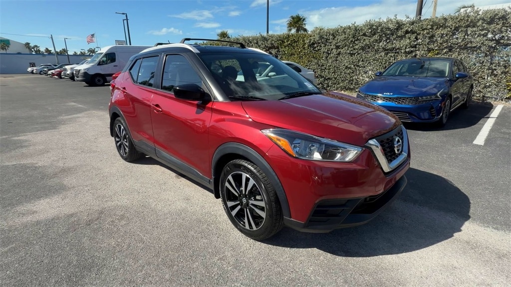 Used 2018 Nissan Kicks SV with VIN 3N1CP5CUXJL535803 for sale in Key West, FL