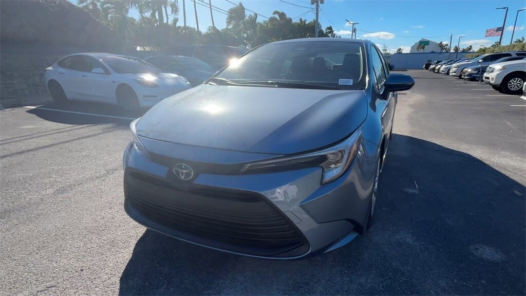 Used 2025 Toyota Corolla Hybrid LE Sedan