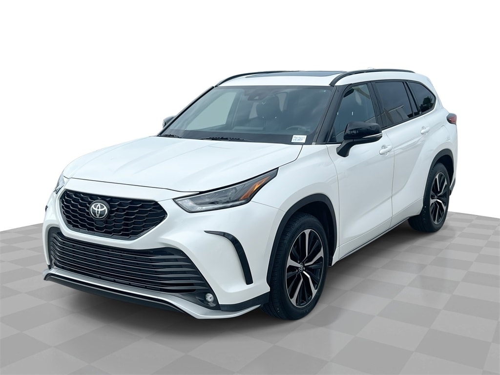2021 Toyota Highlander XSE's photo