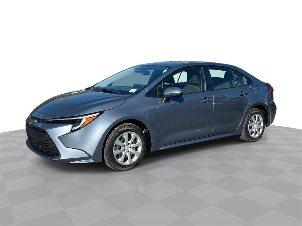 Used 2025 Toyota Corolla Hybrid LE Sedan