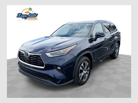 2023 Toyota Highlander Hybrid XLE SUV