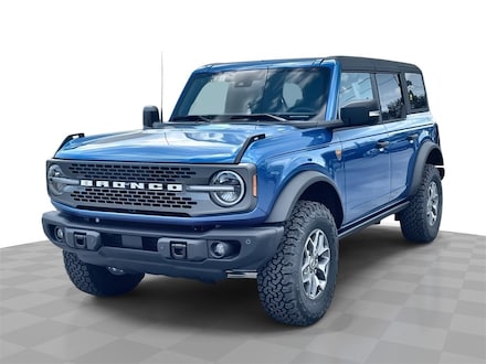 2025 Ford Bronco Badlands SUV