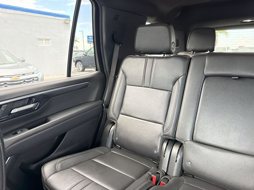 2025 Chevrolet Tahoe RST - Photo 12