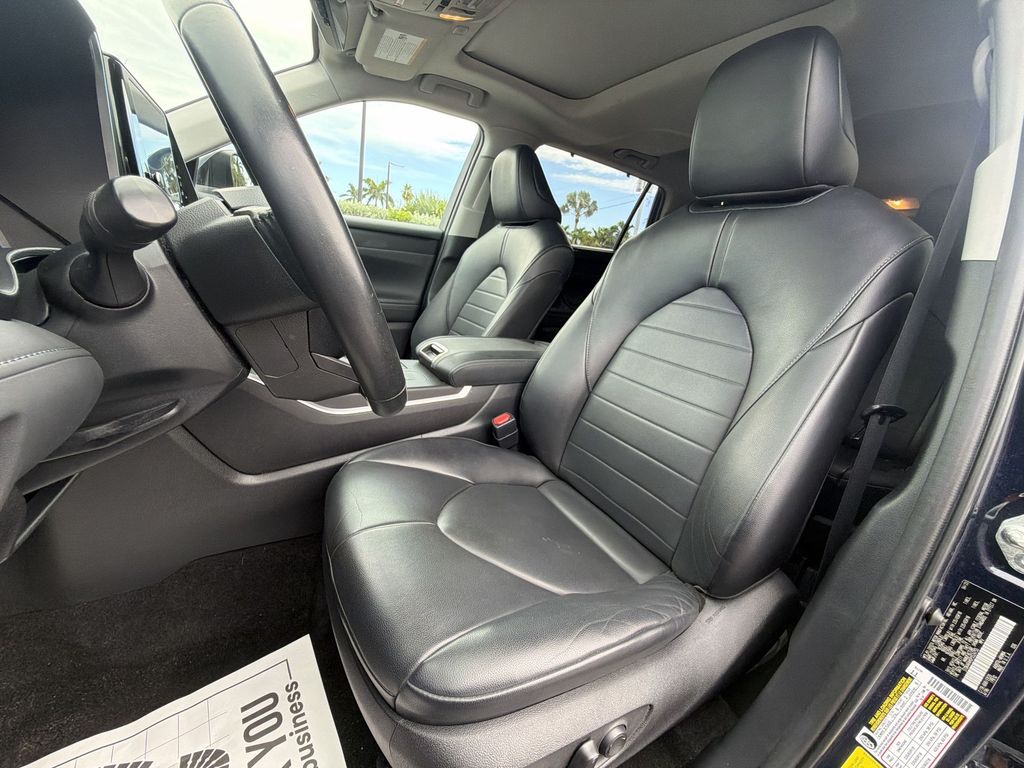 2023 Toyota Highlander XLE - Photo 26