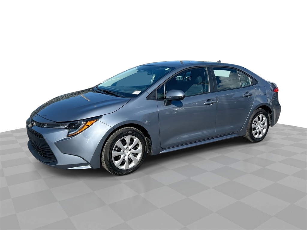 Used 2025 Toyota Corolla LE Sedan