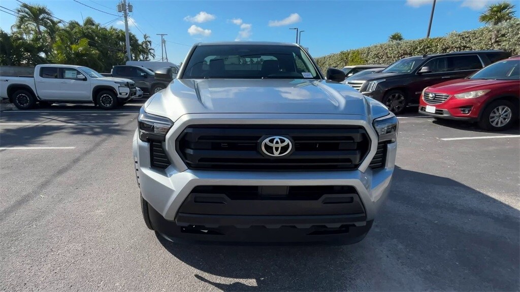 Used 2025 Toyota Tacoma SR Truck XtraCab