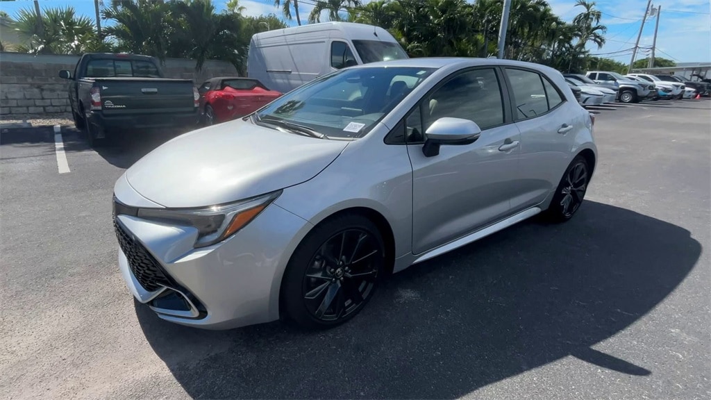 Used 2025 Toyota Corolla Hatchback XSE Hatchback