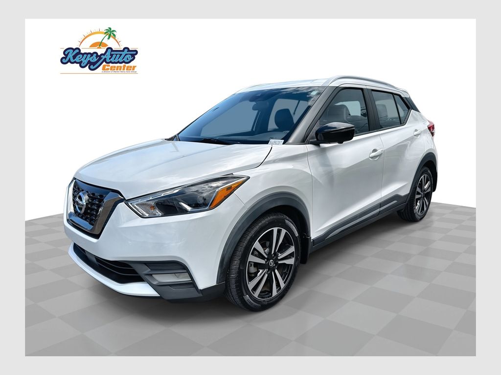 2020 Nissan Kicks SR