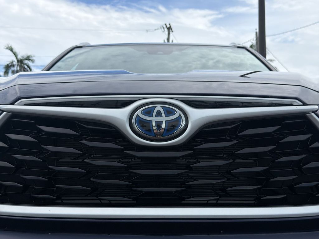 2023 Toyota Highlander XLE - Photo 38