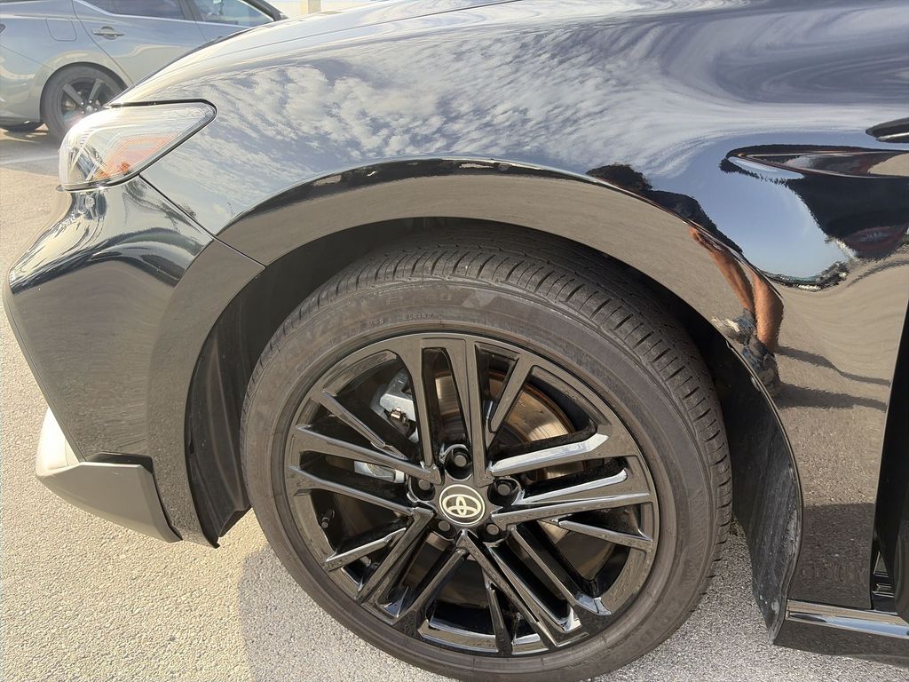 2026 Toyota Camry SE - Photo 40