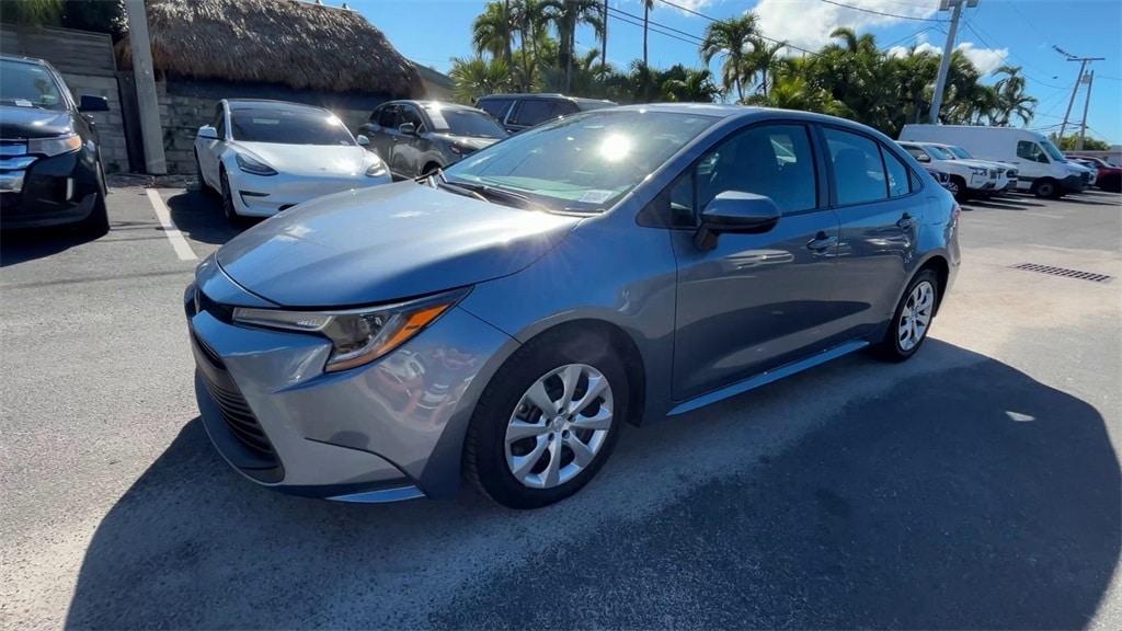 Used 2025 Toyota Corolla LE Sedan