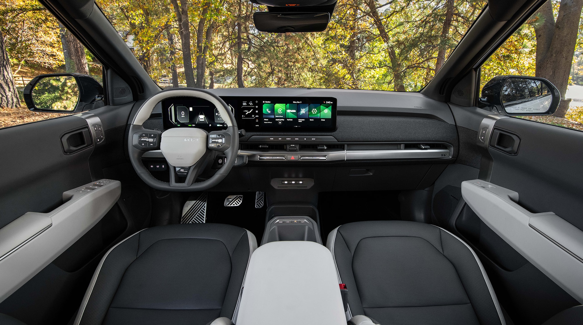 GT-Line shown in Off-White & Gray SynTex seat trim with 3-spoke SynTex steering wheel and nearly 30 in. of total combined digital displays.<sup>1</sup>