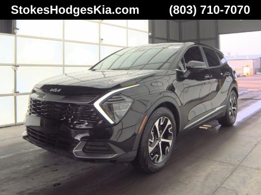 2024 Kia Sportage EX's photo