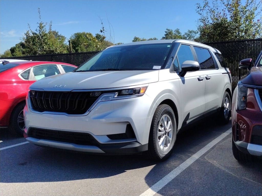 Certified 2023 Kia Carnival LX Seat Package MPV