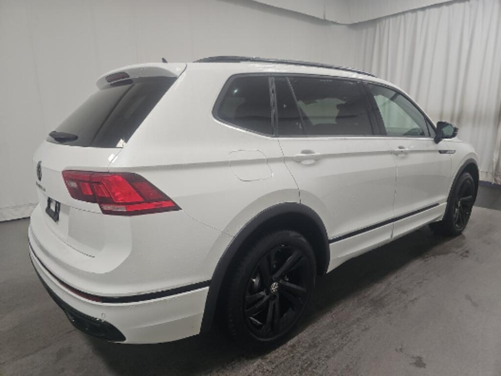 Used 2024 Volkswagen Tiguan 2.0T SE R-Line Black SUV