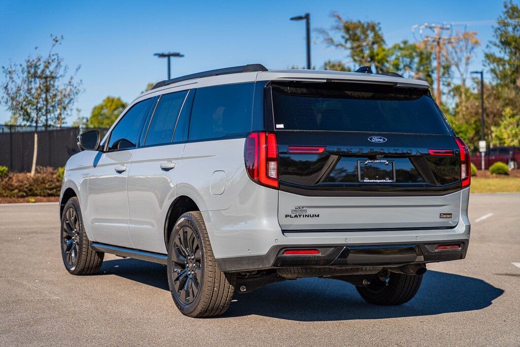 Used 2025 Ford Expedition Platinum SUV