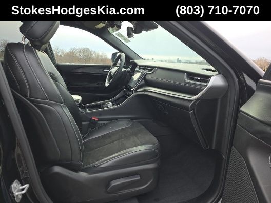 2023 Jeep Grand Cherokee L Altitude's photo