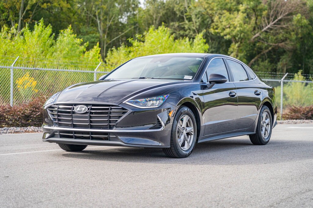 Used 2023 Hyundai Sonata SE Sedan