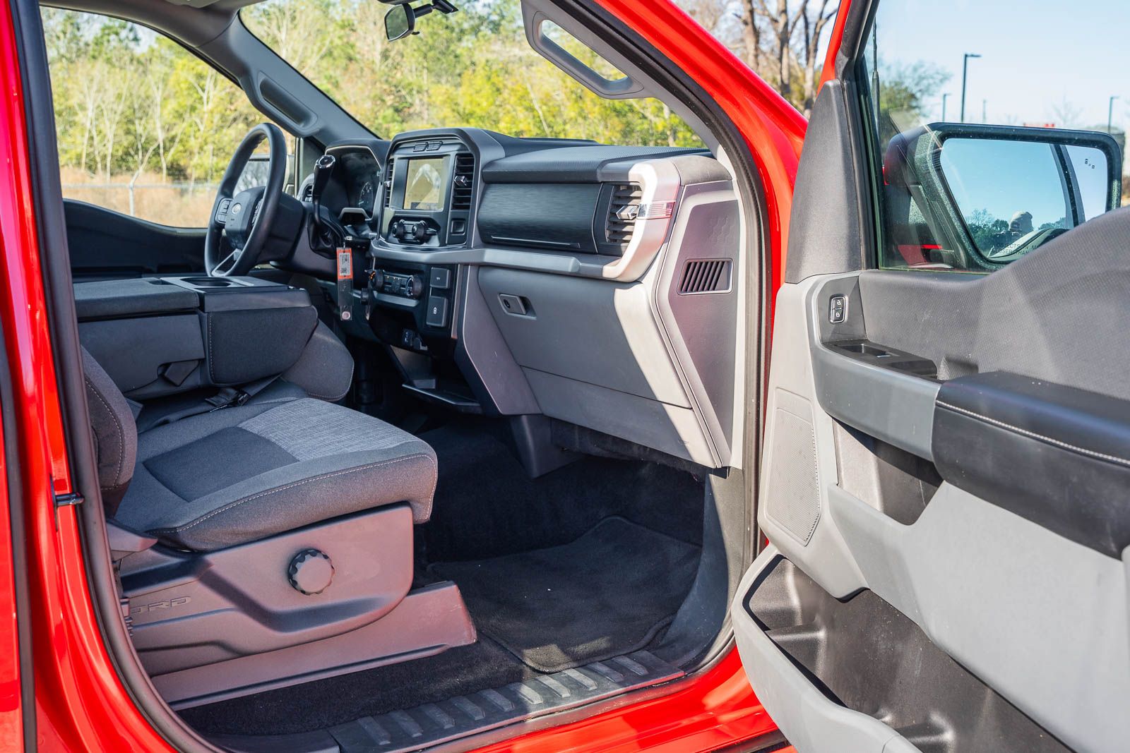 2023 Ford F-150 XLT - Photo 12