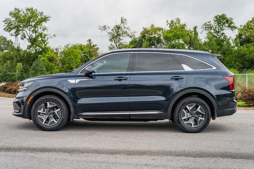 Used 2023 Kia Sorento Hybrid EX SUV