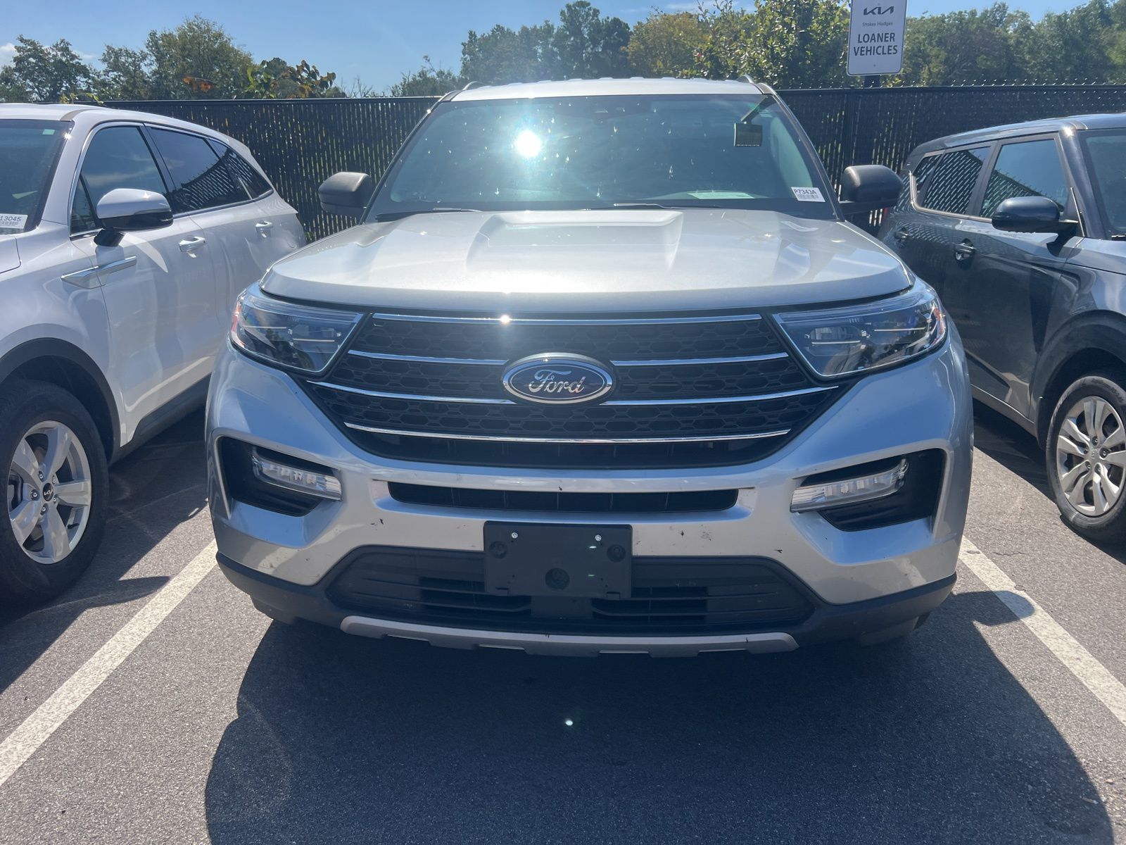 2022 Ford Explorer XLT photo 2