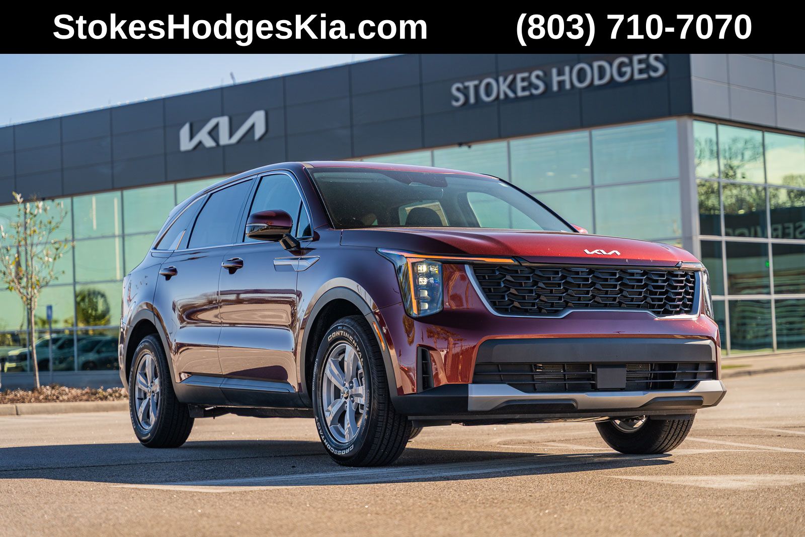 2025 Kia Sorento LX's photo