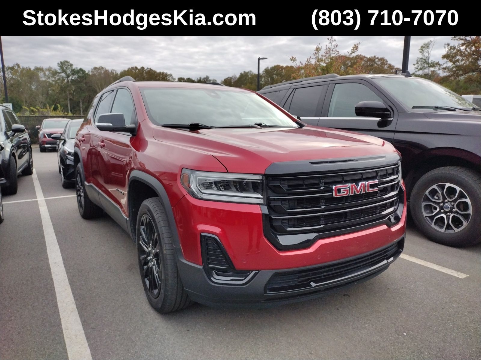 2023 GMC Acadia SLE's photo