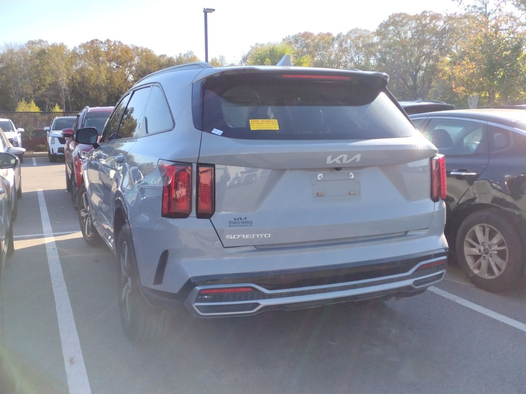 Used 2023 Kia Sorento EX SUV