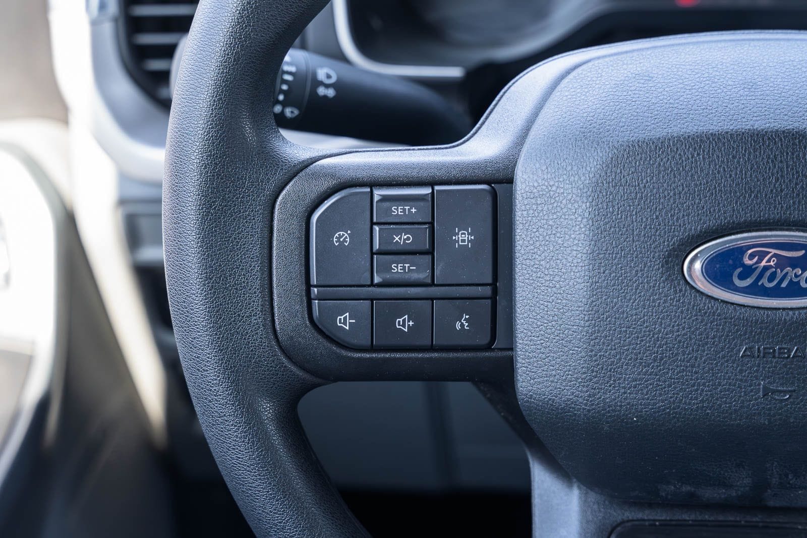 2023 Ford F-150 XLT - Photo 25