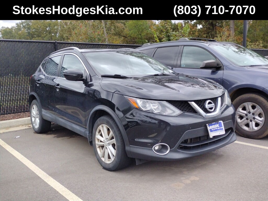 Used 2017 Nissan Rogue Sport SV SUV