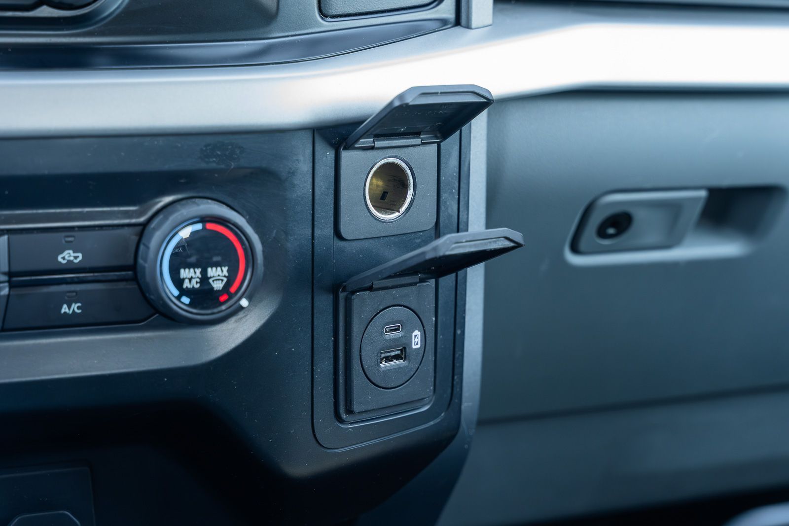 2023 Ford F-150 XLT - Photo 29