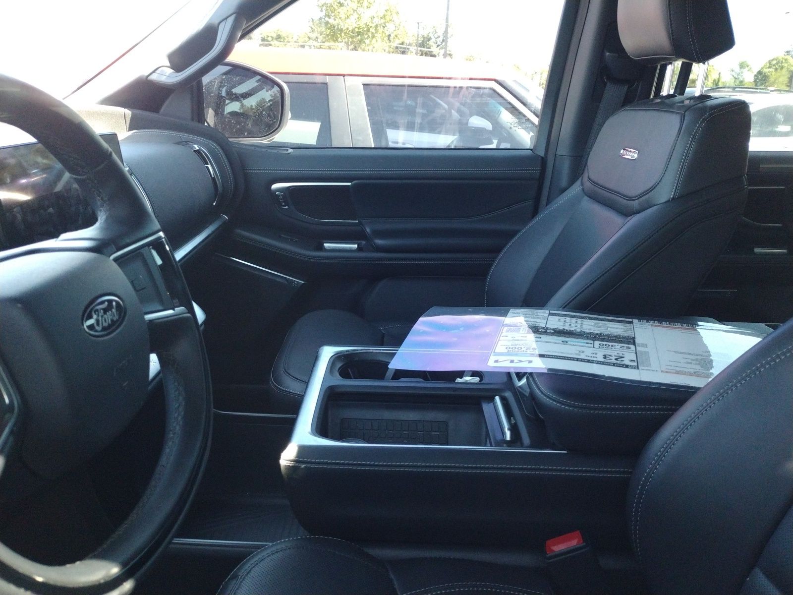 2025 Ford Expedition Platinum photo 3