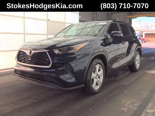 2023 Toyota Highlander L's photo