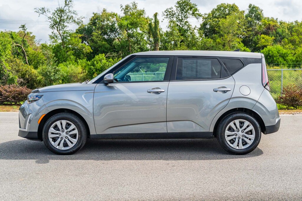 Used 2023 Kia Soul LX Hatchback