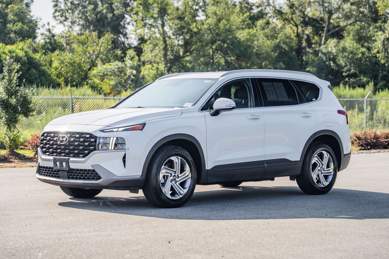2023 Hyundai Santa Fe SEL photo 3