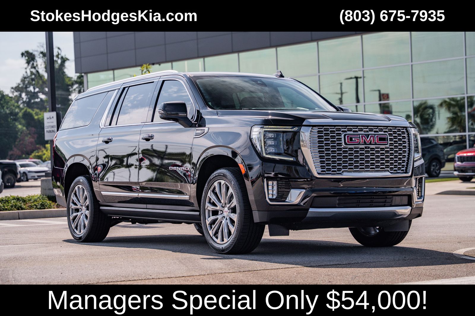 2022 GMC Yukon XL Denali's photo